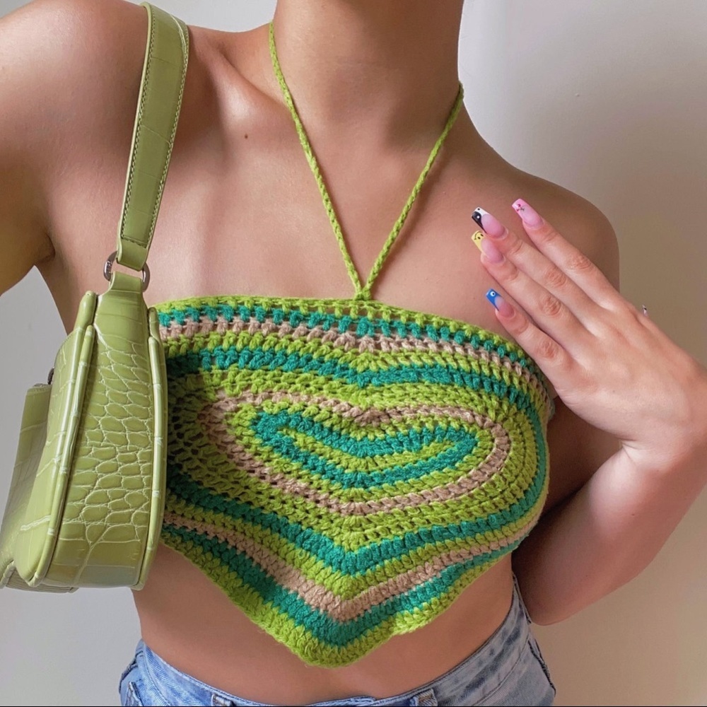 Crochet heart like green top - Picture 2 of 4